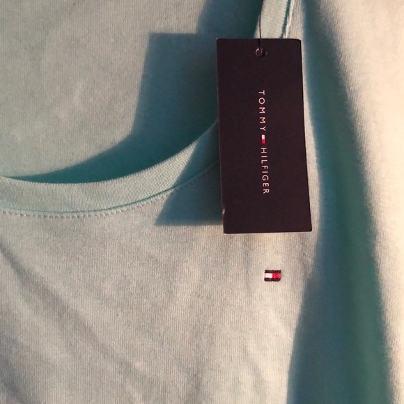 Tommy Hilfiger tee - Picture 3 of 4